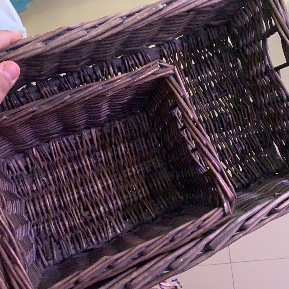 2 wicker baskets - Picture 6 of 6